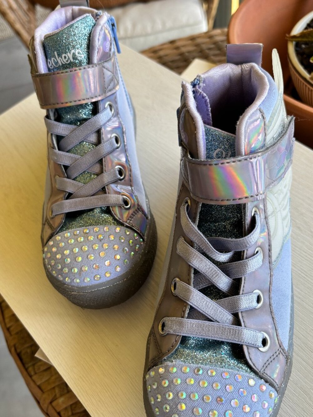 Skechers Twinkle Toes Shuffle Brights Sparkle Wings Light Up Sneakers Size 13